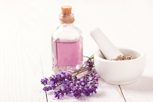 Esta imagen tiene un atributo ALT vacío; su nombre de archivo es Lavanda-1.jpg